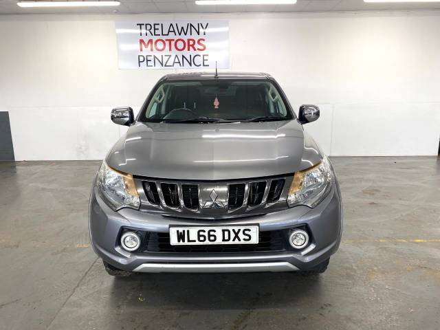 2017 Mitsubishi L200 2.4 Double Cab DI-D 178 Titan 4WD