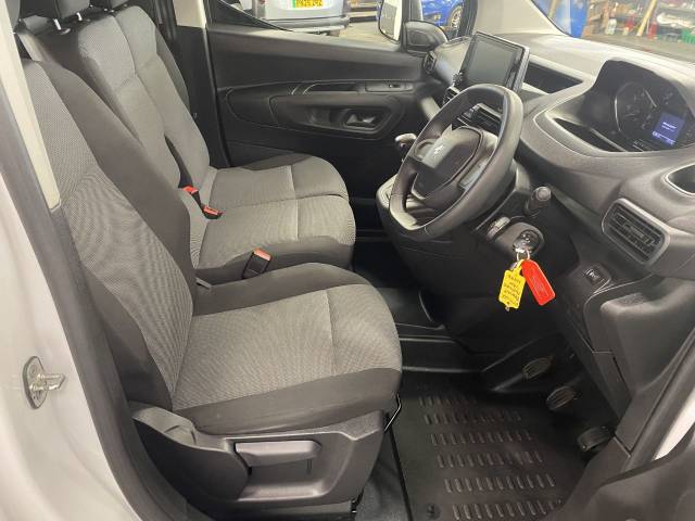 2023 Peugeot Partner 1000 1.5 BlueHDi 100 Professional Premium + Van