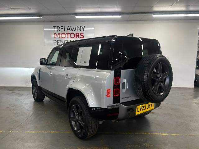 2023 Land Rover Defender 3.0 D250 X-Dynamic SE 110 5dr Auto