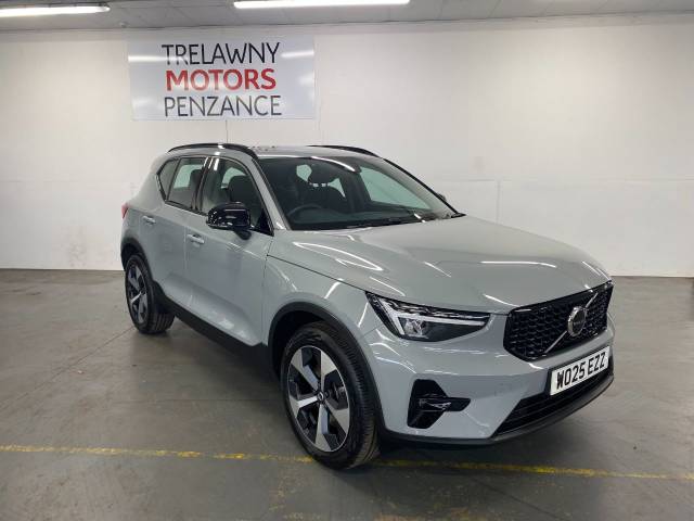 Volvo XC40 2.0 B4P Plus Dark 5dr Auto Estate Petrol Grey