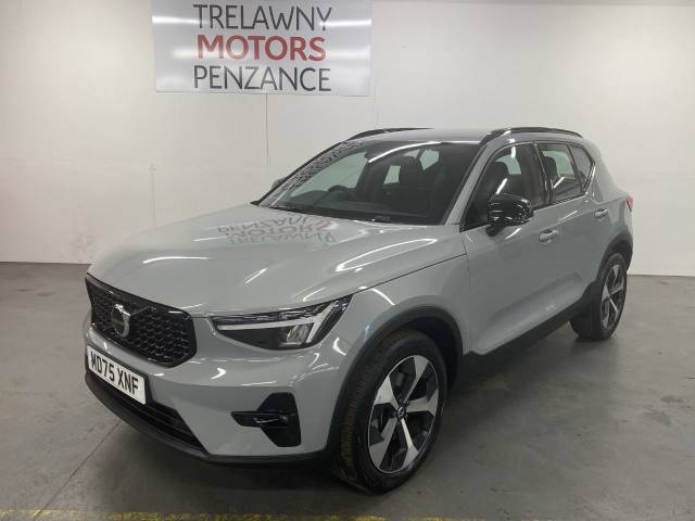 2025 Volvo XC40 2.0 B4P Plus Dark 5dr Auto