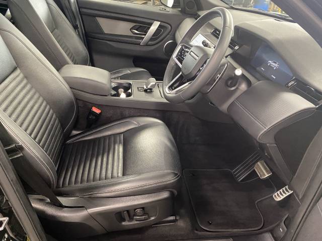 2023 Land Rover Discovery Sport 2.0 D200 Dynamic SE 5dr Auto [7 Seat]
